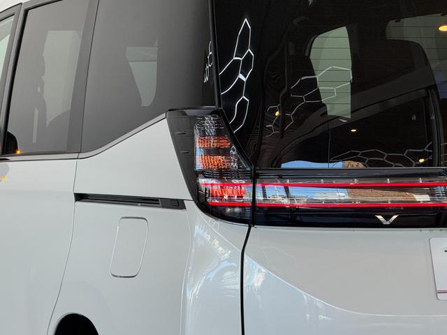 ヴォクシー ハイブリッドS-Z 【パノラミックビューモニター】10.5インチディスプレイオーディオ ブラインドスポットモニター 快適利便パッケージHi トヨタチームメイト アドバンストパーク 電動パワーバックドア 純正17インチAW(29枚目)