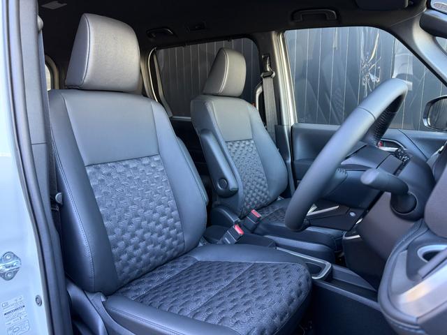 ヴォクシー ハイブリッドS-Z 【パノラミックビューモニター】10.5インチディスプレイオーディオ ブラインドスポットモニター 快適利便パッケージHi トヨタチームメイト アドバンストパーク 電動パワーバックドア 純正17インチAW(43枚目)