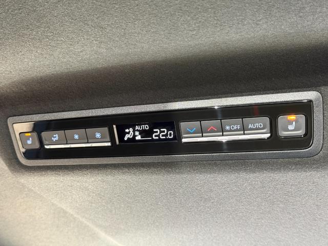 ヴォクシー ハイブリッドS-Z 【パノラミックビューモニター】10.5インチディスプレイオーディオ ブラインドスポットモニター 快適利便パッケージHi トヨタチームメイト アドバンストパーク 電動パワーバックドア 純正17インチAW(72枚目)