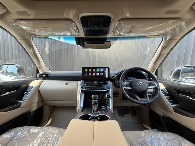 ランドクルーザー ＺＸ　【内装ベージュ×モデリスタエアロ】　１２．３インチＪＢＬプレミアサウンド　リアエンターテイメントシステム　空気圧センサー　クールＢＯＸ　パノラミックビューモニター　デジタルインナーミラー　純正２０ＡＷ（41枚目）