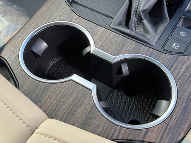 ランドクルーザー ＺＸ　【内装ベージュ×モデリスタエアロ】　１２．３インチＪＢＬプレミアサウンド　リアエンターテイメントシステム　空気圧センサー　クールＢＯＸ　パノラミックビューモニター　デジタルインナーミラー　純正２０ＡＷ（64枚目）