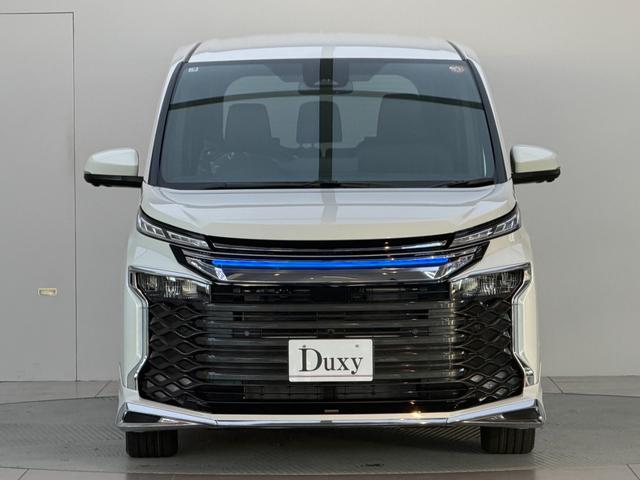 ヴォクシー ハイブリッドＳ－Ｚ　【１３．２インチ後席モニター付】　１０．５インチコネクテットナビ　モデリスタエアロ＋リヤスポイラー＋グリル　ＰＶＭ　ＢＳＭ　快適利便パッケージＨｉ　トヨタチームメイト　アドバンストパーク　純正１７ＡＷ（12枚目）