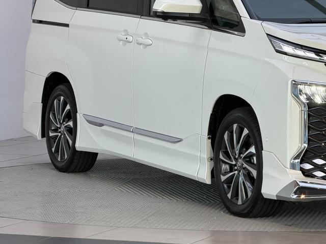 ヴォクシー ハイブリッドＳ－Ｚ　【１３．２インチ後席モニター付】　１０．５インチコネクテットナビ　モデリスタエアロ＋リヤスポイラー＋グリル　ＰＶＭ　ＢＳＭ　快適利便パッケージＨｉ　トヨタチームメイト　アドバンストパーク　純正１７ＡＷ（26枚目）