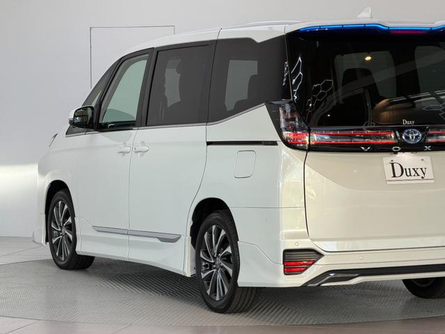 ヴォクシー ハイブリッドＳ－Ｚ　【１３．２インチ後席モニター付】　１０．５インチコネクテットナビ　モデリスタエアロ＋リヤスポイラー＋グリル　ＰＶＭ　ＢＳＭ　快適利便パッケージＨｉ　トヨタチームメイト　アドバンストパーク　純正１７ＡＷ（37枚目）