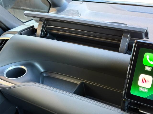 ヴォクシー ハイブリッドＳ－Ｚ　【１３．２インチ後席モニター付】　１０．５インチコネクテットナビ　モデリスタエアロ＋リヤスポイラー＋グリル　ＰＶＭ　ＢＳＭ　快適利便パッケージＨｉ　トヨタチームメイト　アドバンストパーク　純正１７ＡＷ（68枚目）