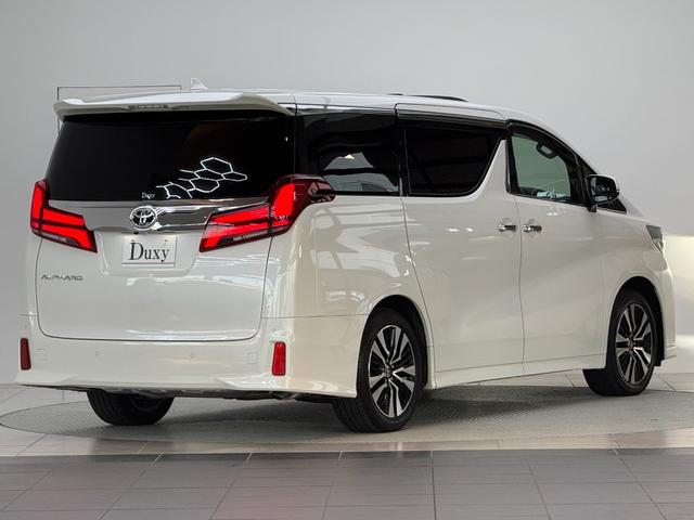 アルファード ２．５Ｓ　Ｃパッケージ　【後席モニター付き】　９型純正ナビ　ツインムーンルーフ　デジタルミラー　フルセグＴＶ　バックカメラ　両側電動スライドドア　ステアリングヒーター　ＥＴＣ　シートメモリー　パワーシート　純正１８インチＡＷ（11枚目）