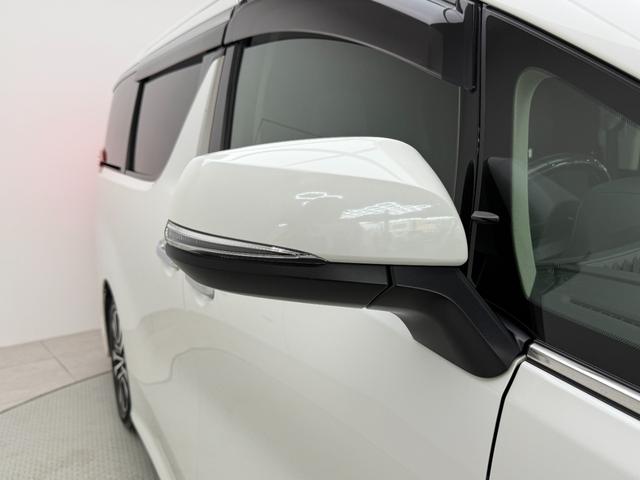 アルファード ２．５Ｓ　Ｃパッケージ　【後席モニター付き】　９型純正ナビ　ツインムーンルーフ　デジタルミラー　フルセグＴＶ　バックカメラ　両側電動スライドドア　ステアリングヒーター　ＥＴＣ　シートメモリー　パワーシート　純正１８インチＡＷ（26枚目）