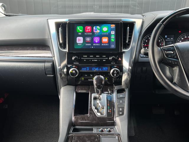 アルファード ２．５Ｓ　Ｃパッケージ　【後席モニター付き】　９型純正ナビ　ツインムーンルーフ　デジタルミラー　フルセグＴＶ　バックカメラ　両側電動スライドドア　ステアリングヒーター　ＥＴＣ　シートメモリー　パワーシート　純正１８インチＡＷ（43枚目）