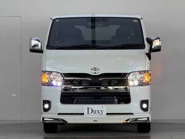 ハイエースバン 　【モデリスタエアロ付＆ディーゼル車】　デジタルインナーミラー　パノラミックビューモニター対応　両側電動パワースライドドア　ＥＴＣ　ＬＥＤヘッドライト　ＡＣ１００Ｖ　プッシュスタート　純正１５インチＡＷ（12枚目）