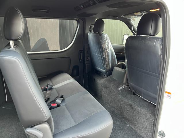 ハイエースバン 　【モデリスタエアロ付＆ディーゼル車】　デジタルインナーミラー　パノラミックビューモニター対応　両側電動パワースライドドア　ＥＴＣ　ＬＥＤヘッドライト　ＡＣ１００Ｖ　プッシュスタート　純正１５インチＡＷ（38枚目）