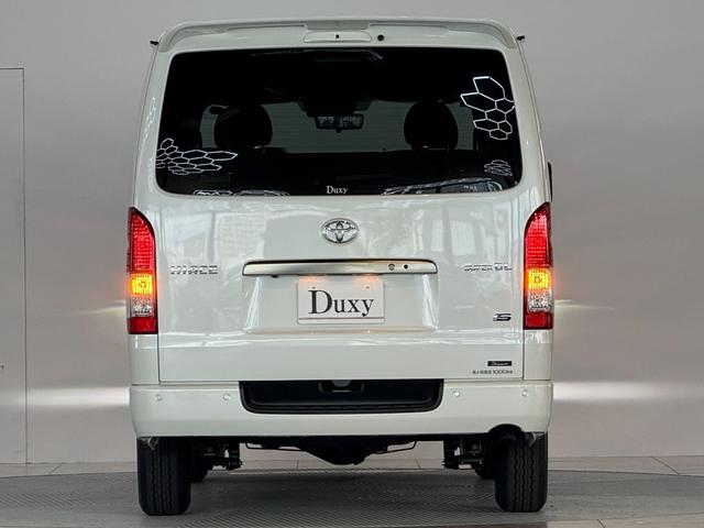 ハイエースバン ロングスーパーＧＬ　ダークプライムＳ　【ディーゼル車】デジタルインナーミラー　パノラミックビューモニター対応　両側電動パワースライドドア　ＬＥＤヘッドライト　ＡＣ１００Ｖ　プッシュスタート　２０ｔｈ記念スカッフプレート　オプション１５ＡＷ（13枚目）