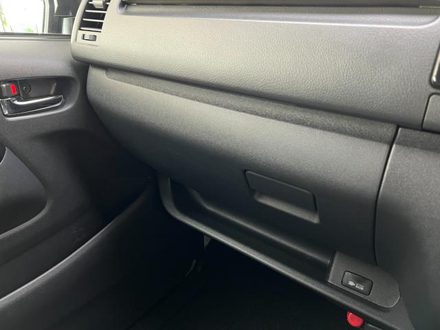 ハイエースバン ロングスーパーＧＬ　ダークプライムＳ　【ディーゼル車】デジタルインナーミラー　パノラミックビューモニター対応　両側電動パワースライドドア　ＬＥＤヘッドライト　ＡＣ１００Ｖ　プッシュスタート　２０ｔｈ記念スカッフプレート　オプション１５ＡＷ（51枚目）