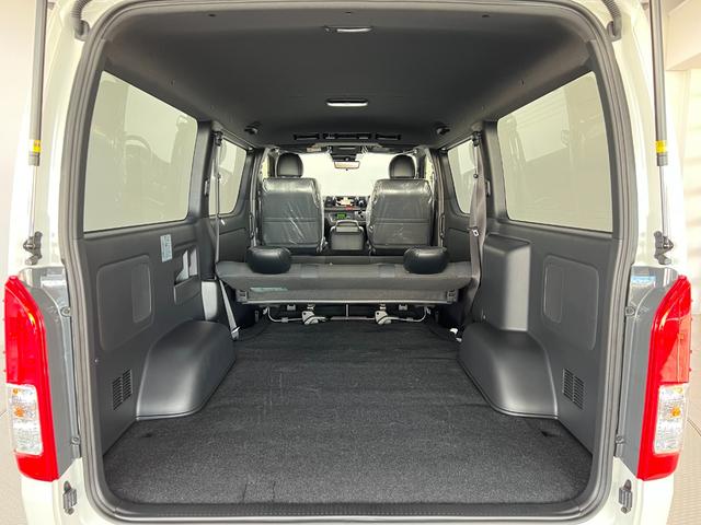 ハイエースバン ロングスーパーＧＬ　ダークプライムＳ　【ディーゼル車】デジタルインナーミラー　パノラミックビューモニター対応　両側電動パワースライドドア　ＬＥＤヘッドライト　ＡＣ１００Ｖ　プッシュスタート　２０ｔｈ記念スカッフプレート　オプション１５ＡＷ（75枚目）