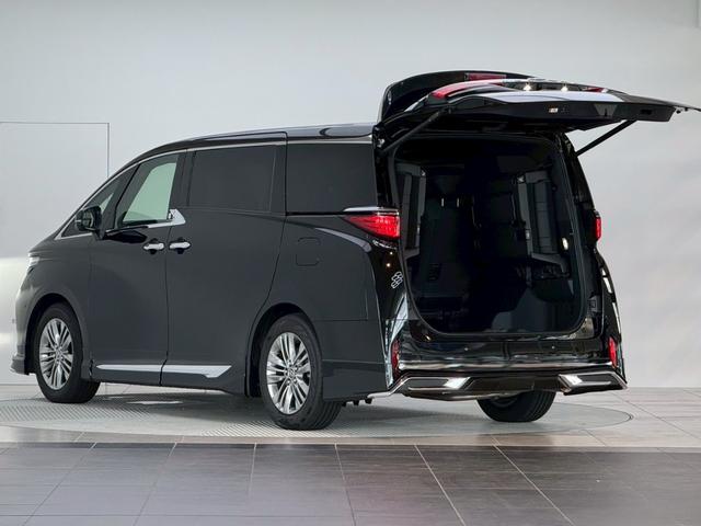 アルファード Z 【後席モニター&モデリスタエアロ付!】14型コネクトナビ 左右独立ムーンルーフ デジタルミラー トヨタチームメイト カラーヘッドアップディスプレイ ユニバーサルステップ PVM BSM 純正18AW(14枚目)