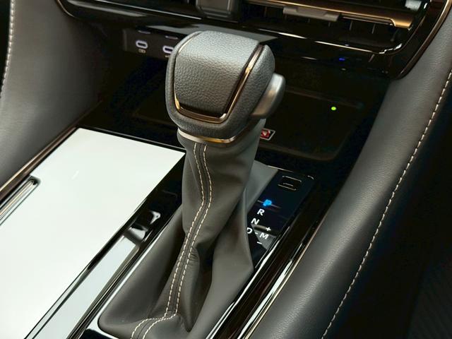 アルファード Z 【後席モニター&モデリスタエアロ付!】14型コネクトナビ 左右独立ムーンルーフ デジタルミラー トヨタチームメイト カラーヘッドアップディスプレイ ユニバーサルステップ PVM BSM 純正18AW(63枚目)