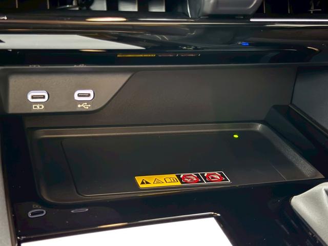 アルファード Z 【後席モニター&モデリスタエアロ付!】14型コネクトナビ 左右独立ムーンルーフ デジタルミラー トヨタチームメイト カラーヘッドアップディスプレイ ユニバーサルステップ PVM BSM 純正18AW(69枚目)