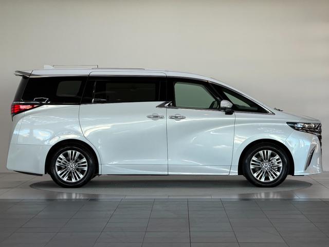 アルファード Z 【ユニバーサルステップ付】 14型コネクトナビ 左右独立ムーンルーフ デジタルミラー トヨタチームメイト パノラミックビューモニター ブラインドスポットモニター シートヒーター&クーラー 純正18AW(7枚目)