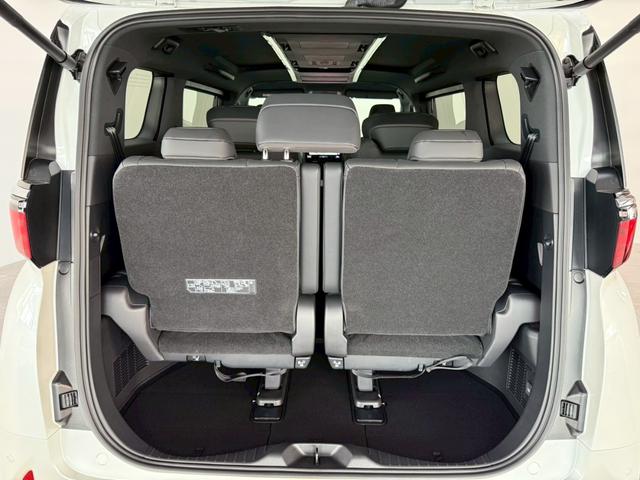 アルファードハイブリッド Z 【13.2インチ後席モニター付き】 14インチコネクトナビ 左右独立ムーンルーフ デジタルミラー カラーヘッドアップディスプレイ トヨタチームメイト ユニバーサルステップ PVM BSM 純正18AW(74枚目)