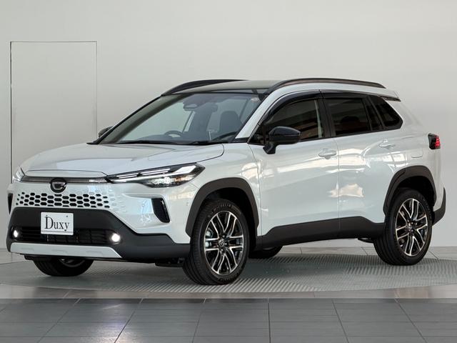 カローラクロス ハイブリッド　Ｚ　【パノラマルーフ＆置くだけ充電】　１０．５インチコネクトナビ　アダプティブハイビーム　パノラミックビューモニター　ブラインドスポットモニター　ステアリングヒーター　アクセサリーコンセント　純正１８ＡＷ（8枚目）