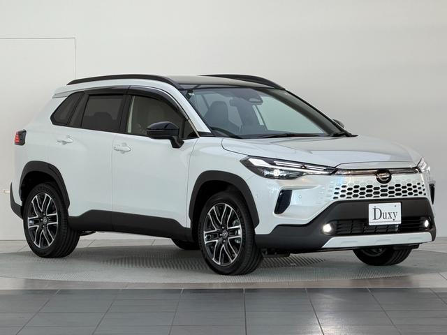 カローラクロス ハイブリッド　Ｚ　【パノラマルーフ＆置くだけ充電】　１０．５インチコネクトナビ　アダプティブハイビーム　パノラミックビューモニター　ブラインドスポットモニター　ステアリングヒーター　アクセサリーコンセント　純正１８ＡＷ（9枚目）