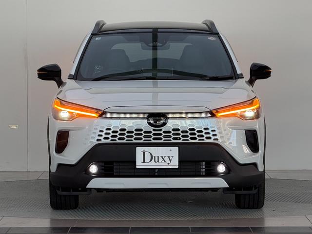 カローラクロス ハイブリッド　Ｚ　【パノラマルーフ＆置くだけ充電】　１０．５インチコネクトナビ　アダプティブハイビーム　パノラミックビューモニター　ブラインドスポットモニター　ステアリングヒーター　アクセサリーコンセント　純正１８ＡＷ（14枚目）