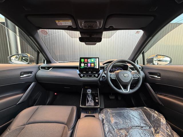 カローラクロス ハイブリッド　Ｚ　【パノラマルーフ＆置くだけ充電】　１０．５インチコネクトナビ　アダプティブハイビーム　パノラミックビューモニター　ブラインドスポットモニター　ステアリングヒーター　アクセサリーコンセント　純正１８ＡＷ（41枚目）