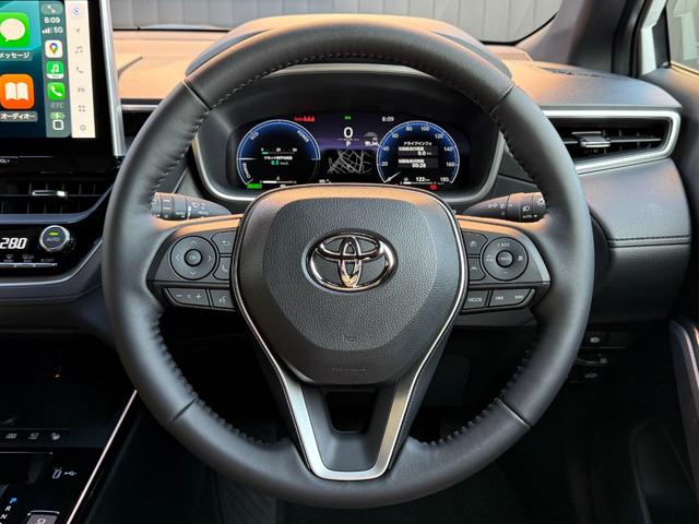 カローラクロス ハイブリッド　Ｚ　【パノラマルーフ＆置くだけ充電】　１０．５インチコネクトナビ　アダプティブハイビーム　パノラミックビューモニター　ブラインドスポットモニター　ステアリングヒーター　アクセサリーコンセント　純正１８ＡＷ（54枚目）