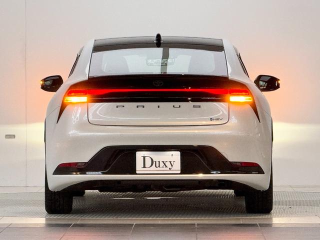 プリウス Z 【パノラマルーフ付き】 12.3インチコネクテッドナビ デジタルインナーミラー ドライブレコーダー パノラミックビューモニター ブラインドスポットモニター パワーバックドア ETC2.0 純正19AW(13枚目)