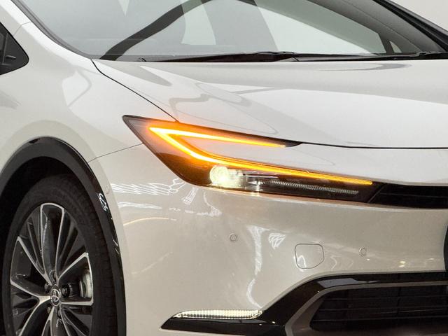 プリウス Z 【パノラマルーフ付き】 12.3インチコネクテッドナビ デジタルインナーミラー ドライブレコーダー パノラミックビューモニター ブラインドスポットモニター パワーバックドア ETC2.0 純正19AW(18枚目)