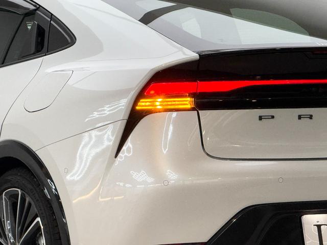 プリウス Z 【パノラマルーフ付き】 12.3インチコネクテッドナビ デジタルインナーミラー ドライブレコーダー パノラミックビューモニター ブラインドスポットモニター パワーバックドア ETC2.0 純正19AW(26枚目)