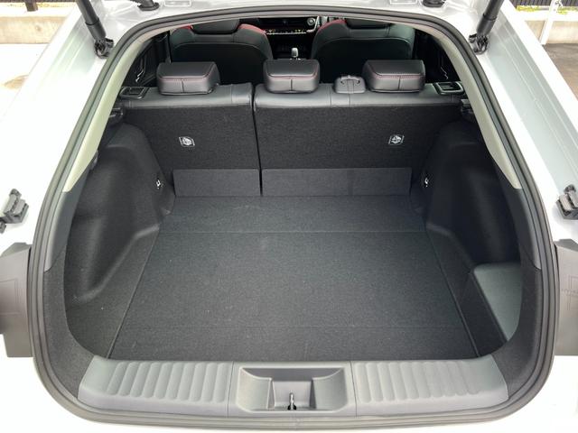 プリウス Z 【パノラマルーフ付き】 12.3インチコネクテッドナビ デジタルインナーミラー ドライブレコーダー パノラミックビューモニター ブラインドスポットモニター パワーバックドア ETC2.0 純正19AW(74枚目)