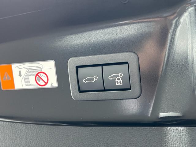 プリウス Z 【デジタルインナーミラー付き】 12.3インチコネクテッドナビ ドライブレコーダー パノラミックビューモニター ブラインドスポットモニター パワーバックドア ETC2.0 置くだけ充電 純正19AW(75枚目)