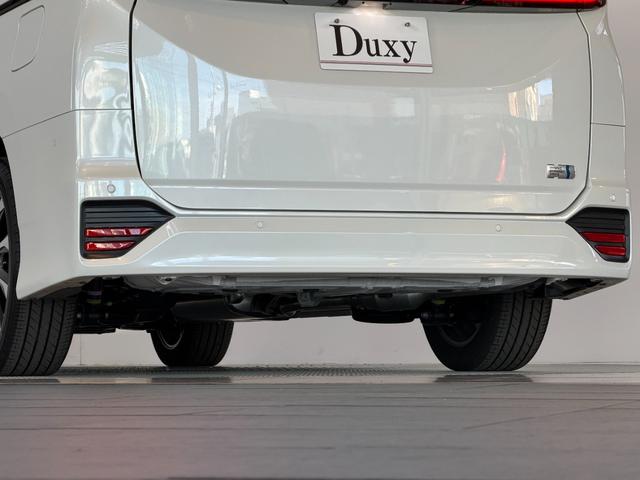 ノア 　【トヨタチームメイト付き】　１０．５型コネクトナビ　パノラミックビューモニター　ブラインドスポットモニター　快適利便パッケージＨｉ　ＣＤ／ＤＶＤデッキ　パワーバックドア　シートヒーター　純正１７チＡＷ（25枚目）