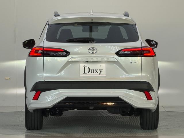 カローラクロス ハイブリッド　Ｚ　【ムーンルーフ付き】　１０．５インチコネクトナビ　パノラミックビューモニター　ブラインドスポットモニター　パワーバックドア　ステアリングヒーター　シートヒーター　トヨタチームメイト　純正インチ１９ＡＷ（5枚目）