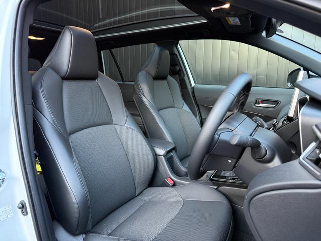 カローラクロス ハイブリッド　Ｚ　【ムーンルーフ付き】　１０．５インチコネクトナビ　パノラミックビューモニター　ブラインドスポットモニター　パワーバックドア　ステアリングヒーター　シートヒーター　トヨタチームメイト　純正インチ１９ＡＷ（46枚目）