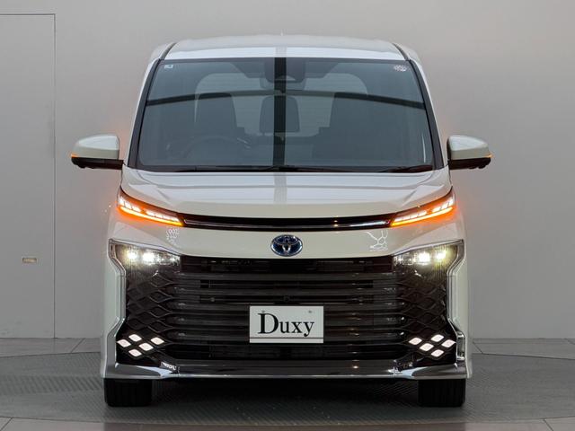 ヴォクシー S-Z 【アドバンストパーク】10.5インチコネクトナビ 快適利便パッケージHi デジタルインナーミラー ブラインドスポットモニター パノラミックビューモニター パワーバックドア CD/DVD 純正17型AW(12枚目)