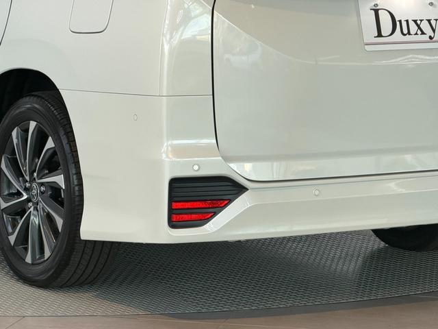 ヴォクシー S-Z 【アドバンストパーク】10.5インチコネクトナビ 快適利便パッケージHi デジタルインナーミラー ブラインドスポットモニター パノラミックビューモニター パワーバックドア CD/DVD 純正17型AW(30枚目)