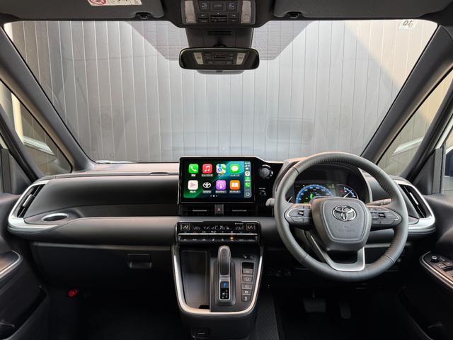 ヴォクシー ハイブリッドS-Z 【改モデル】 10.5インチコネクトナビ 3眼LEDヘッドライト ユニバーサルスッテプ トヨタチームメイト 快適利便パッケージHI PVM BSM ヘッドアップディスプレイ 寒冷地 純正インチ17AW(39枚目)