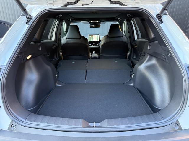 カローラクロス ハイブリッド Z 【ムーンルーフ付き】 10.5インチコネクトナビ パノラミックビューモニター ブラインドスポットモニター パワーバックドア ステアリングヒーター シートヒーター トヨタチームメイト 純正インチ19AW(74枚目)