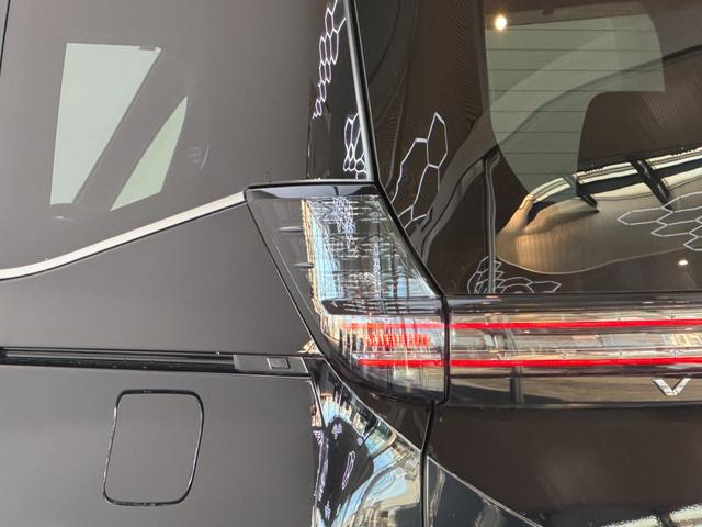 ヴォクシー ハイブリッドS-Z 【13.2インチ後席モニター付き】10.5インチコネクトナビ デジタルインナーミラー ブラインドスポットモニター パノラミックビューモニター 快適利便パッケージHi CD/DVDデッキ 純正17AW(28枚目)