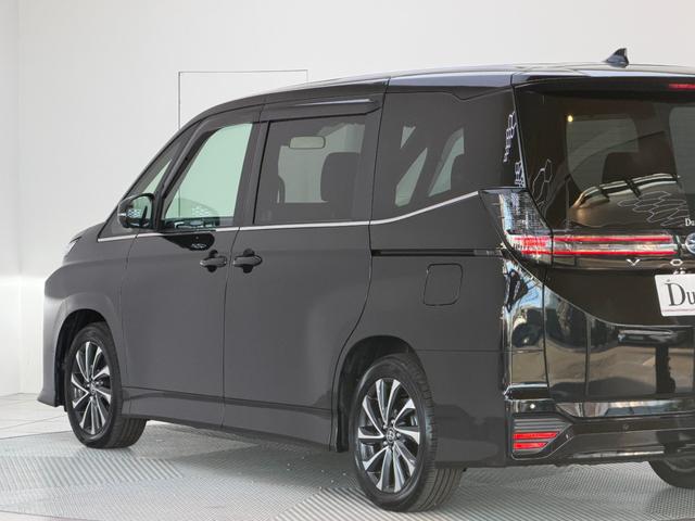 ヴォクシー ハイブリッドS-Z 【13.2インチ後席モニター付き】10.5インチコネクトナビ デジタルインナーミラー ブラインドスポットモニター パノラミックビューモニター 快適利便パッケージHi CD/DVDデッキ 純正17AW(35枚目)