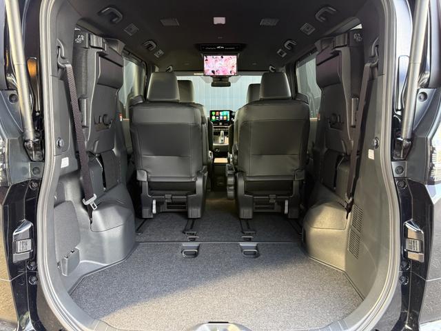 ヴォクシー ハイブリッドS-Z 【13.2インチ後席モニター付き】10.5インチコネクトナビ デジタルインナーミラー ブラインドスポットモニター パノラミックビューモニター 快適利便パッケージHi CD/DVDデッキ 純正17AW(74枚目)