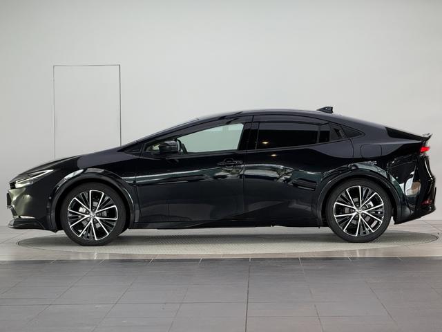 プリウス Z 【内装ブラック】 12.3インチコネクトナビ デジタルインナーミラー ドライブレコーダー付き パノラミックビューモニター ブラインドスポットモニター パワーバックドア ETC2.0 純正19インチAW(6枚目)