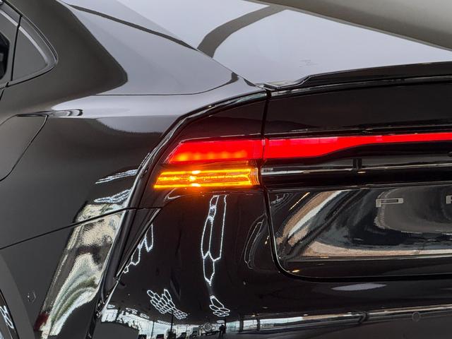 プリウス Z 【内装ブラック】 12.3インチコネクトナビ デジタルインナーミラー ドライブレコーダー付き パノラミックビューモニター ブラインドスポットモニター パワーバックドア ETC2.0 純正19インチAW(26枚目)