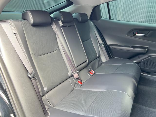 プリウス Z 【内装ブラック】 12.3インチコネクトナビ デジタルインナーミラー ドライブレコーダー付き パノラミックビューモニター ブラインドスポットモニター パワーバックドア ETC2.0 純正19インチAW(40枚目)