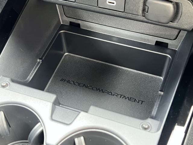 プリウス Z 【内装ブラック】 12.3インチコネクトナビ デジタルインナーミラー ドライブレコーダー付き パノラミックビューモニター ブラインドスポットモニター パワーバックドア ETC2.0 純正19インチAW(70枚目)