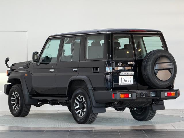 ランドクルーザー70 AX 【純正ナビ付き】 丸目ヘッドライト バックモニター内臓インナーミラー 電動デフロック 背面タイヤ リモコンキー ヒルスタートアシストコントロール ダウンヒルスタートコントロール 純正16インチAW(10枚目)