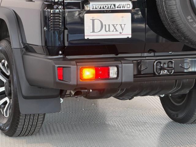 ランドクルーザー70 AX 【純正ナビ付き】 丸目ヘッドライト バックモニター内臓インナーミラー 電動デフロック 背面タイヤ リモコンキー ヒルスタートアシストコントロール ダウンヒルスタートコントロール 純正16インチAW(31枚目)