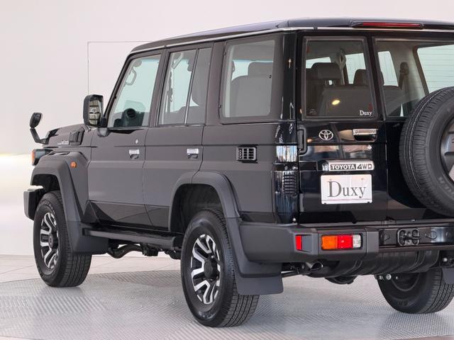 ランドクルーザー70 AX 【純正ナビ付き】 丸目ヘッドライト バックモニター内臓インナーミラー 電動デフロック 背面タイヤ リモコンキー ヒルスタートアシストコントロール ダウンヒルスタートコントロール 純正16インチAW(37枚目)