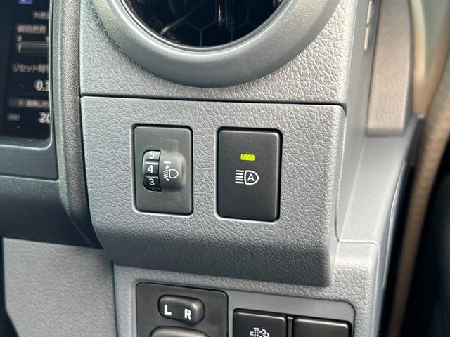 ランドクルーザー70 AX 【純正ナビ付き】 丸目ヘッドライト バックモニター内臓インナーミラー 電動デフロック 背面タイヤ リモコンキー ヒルスタートアシストコントロール ダウンヒルスタートコントロール 純正16インチAW(62枚目)